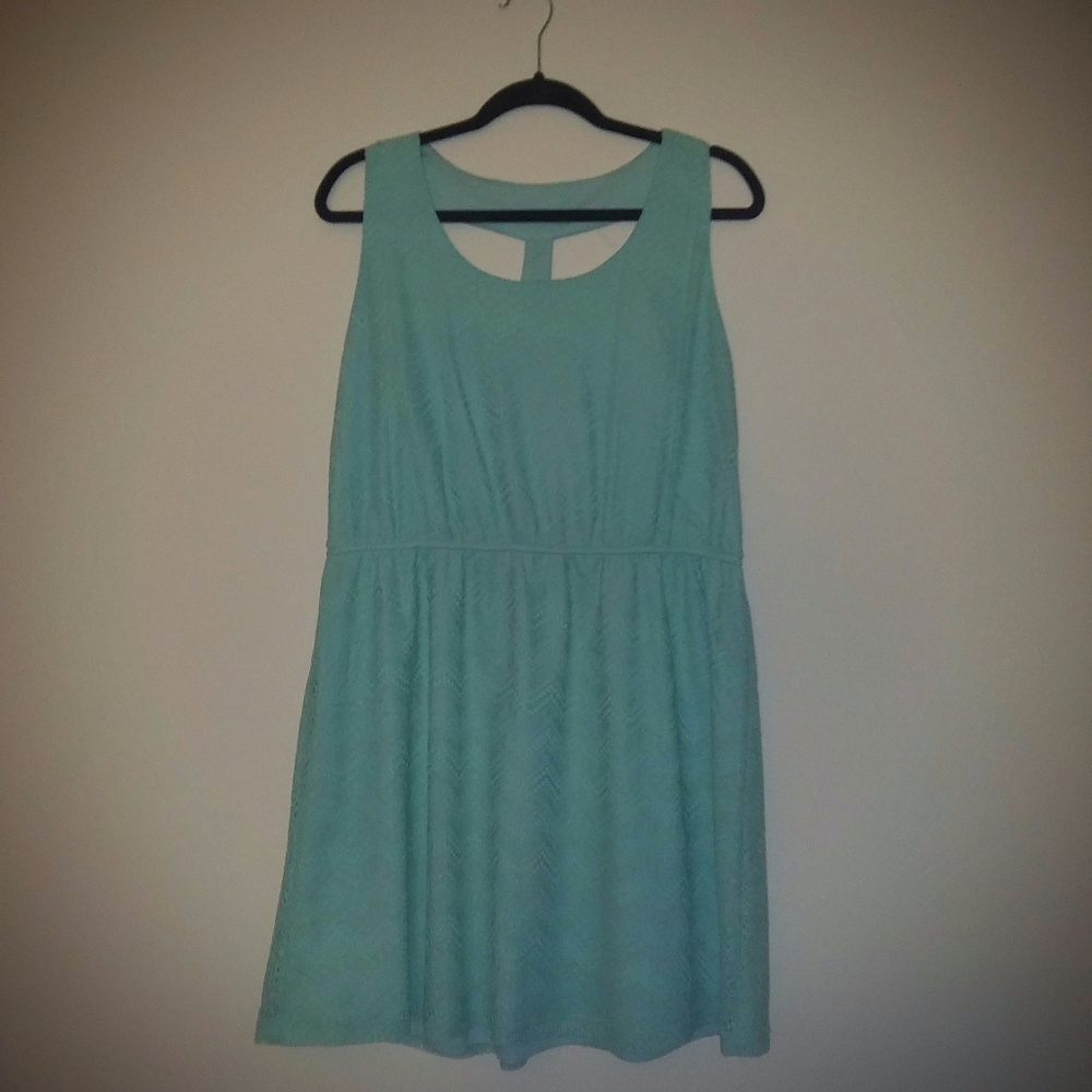 MINT-GREEN SLEEVELESS PETITE DRESS (sz: PXL)
